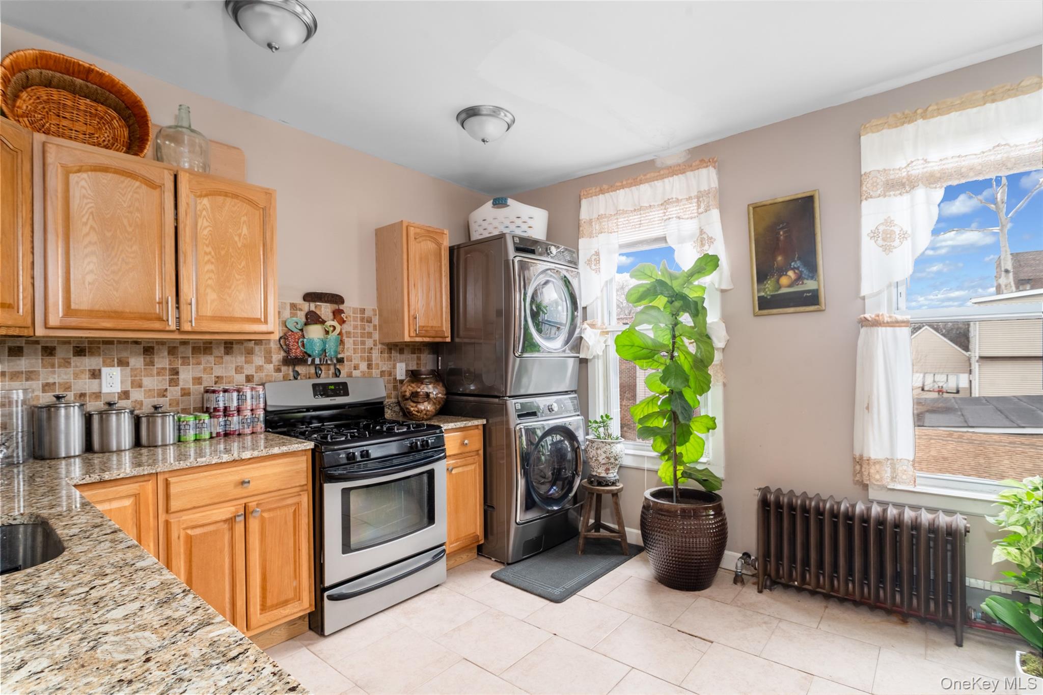 #17 photo, 637 Rosewood Street, Bronx , NY 10467