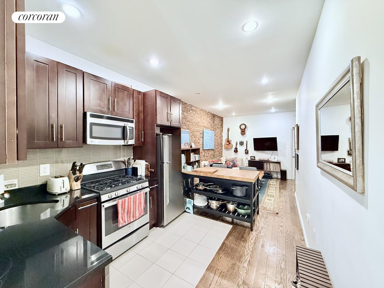 #5 photo, 317 4TH Avenue, Park Slope , NY 11215