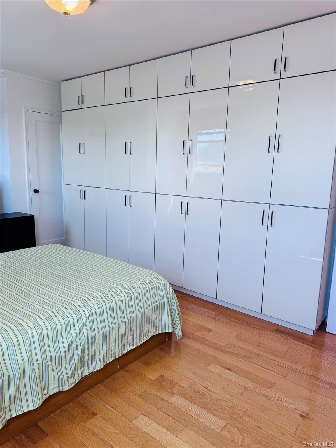 #5 photo, 138-29 Jewel Ave, Flushing , NY 11367