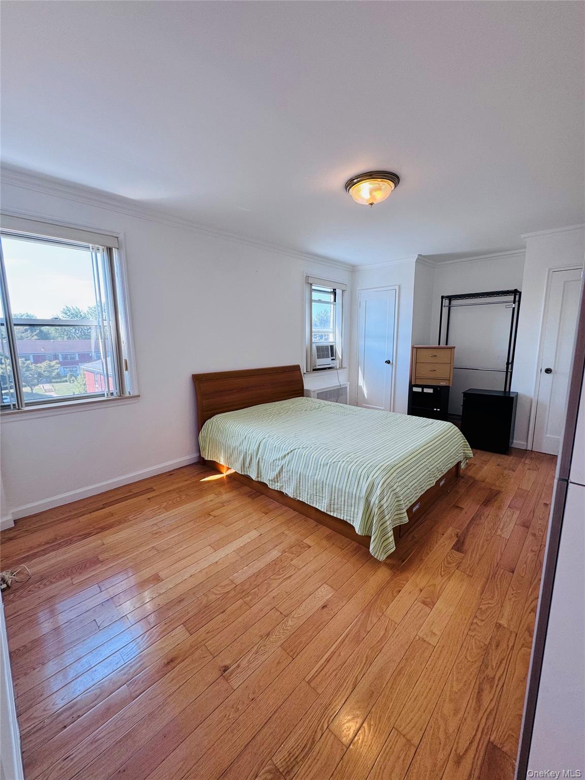 #6 photo, 138-29 Jewel Ave, Flushing , NY 11367