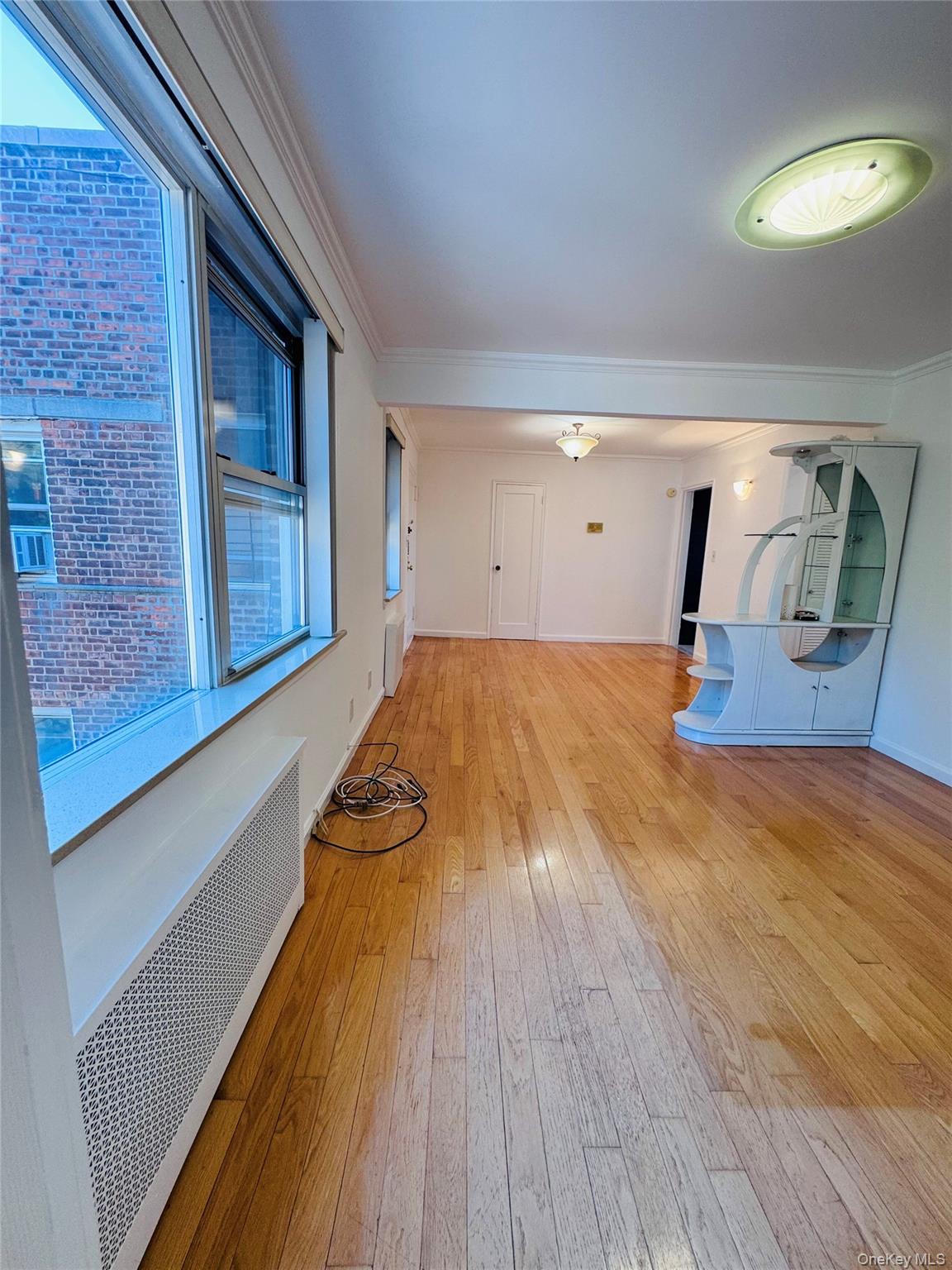 #8 photo, 138-29 Jewel Ave, Flushing , NY 11367