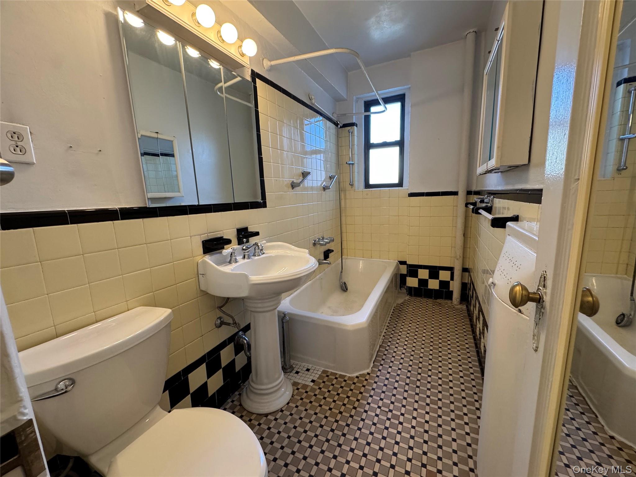 #17 photo, 4330 44th Street, 皇后區 Sunnyside , NY 11104