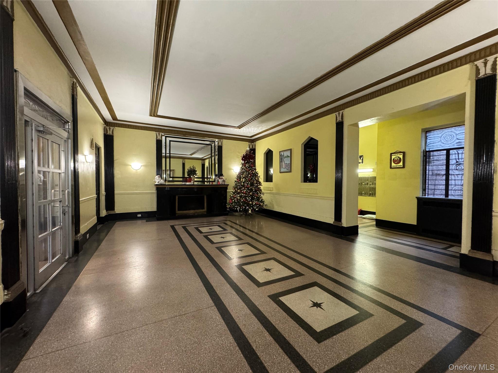 #3 photo, 4330 44th Street, Куинс ‖ Sunnyside , NY 11104