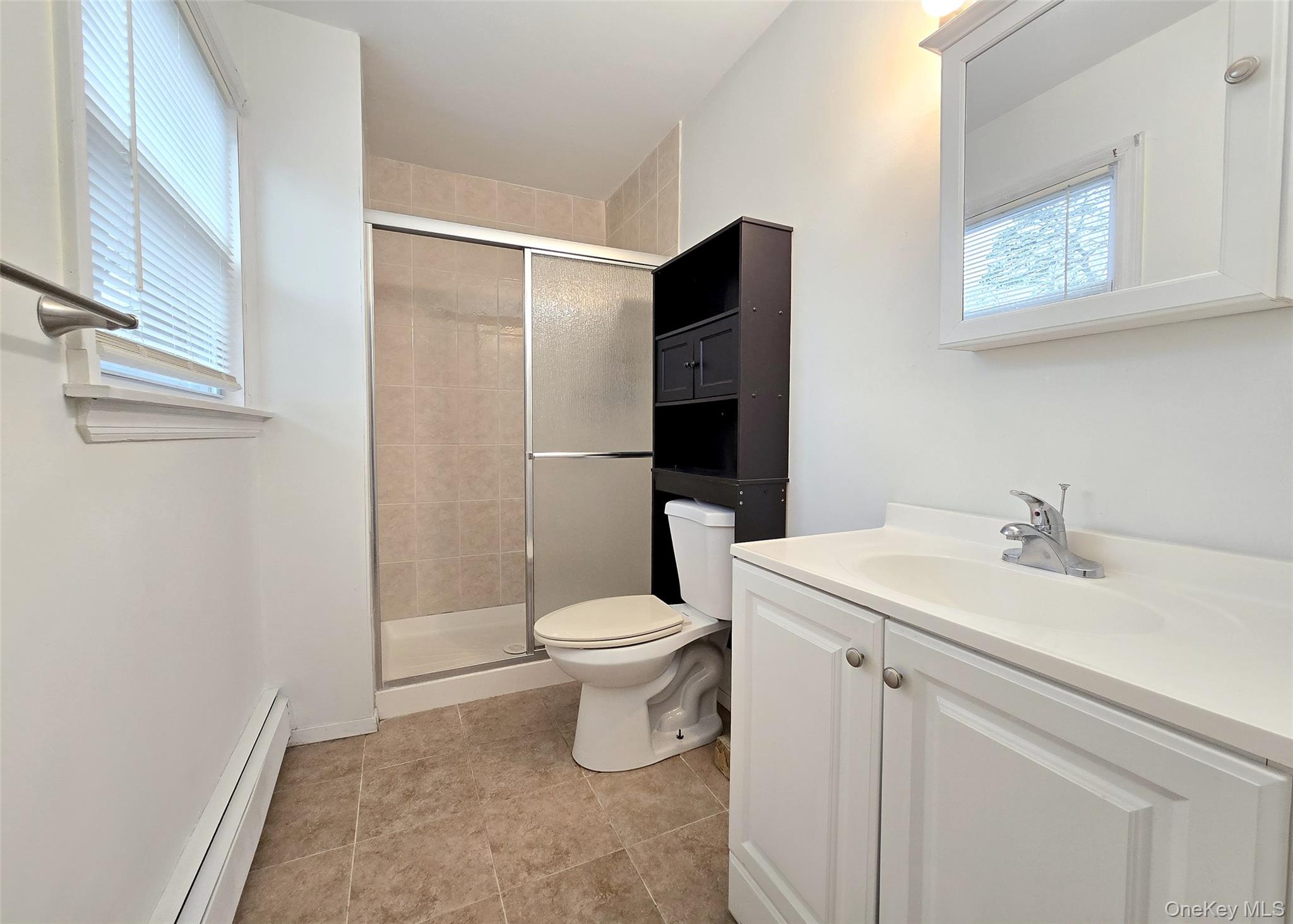 #13 photo, 652 Hawkins Road, Coram , NY 11727