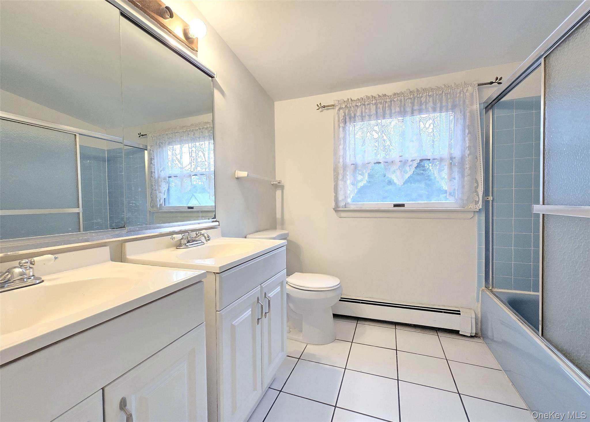 #20 photo, 652 Hawkins Road, Coram , NY 11727