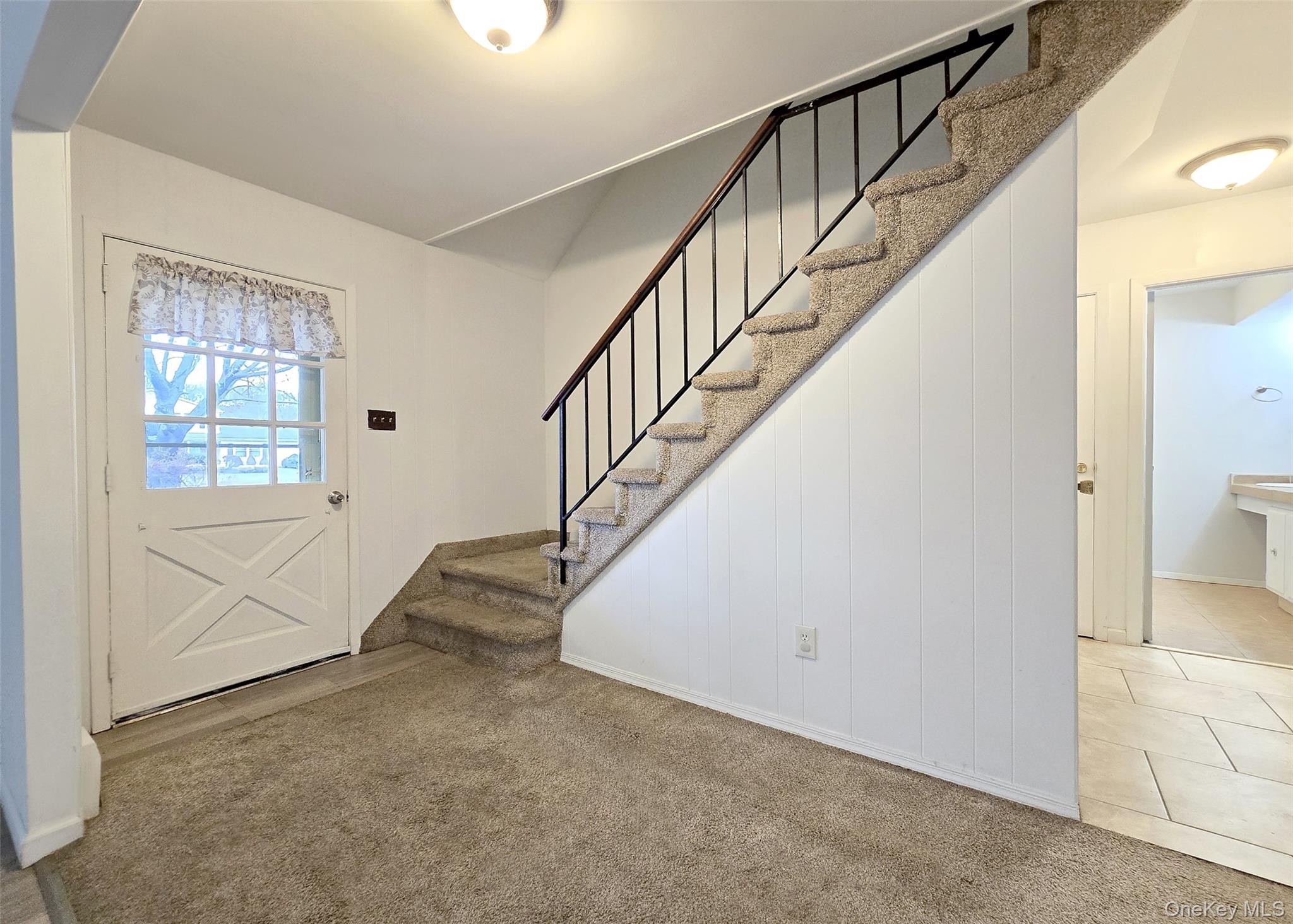 #3 photo, 652 Hawkins Road, Coram , NY 11727