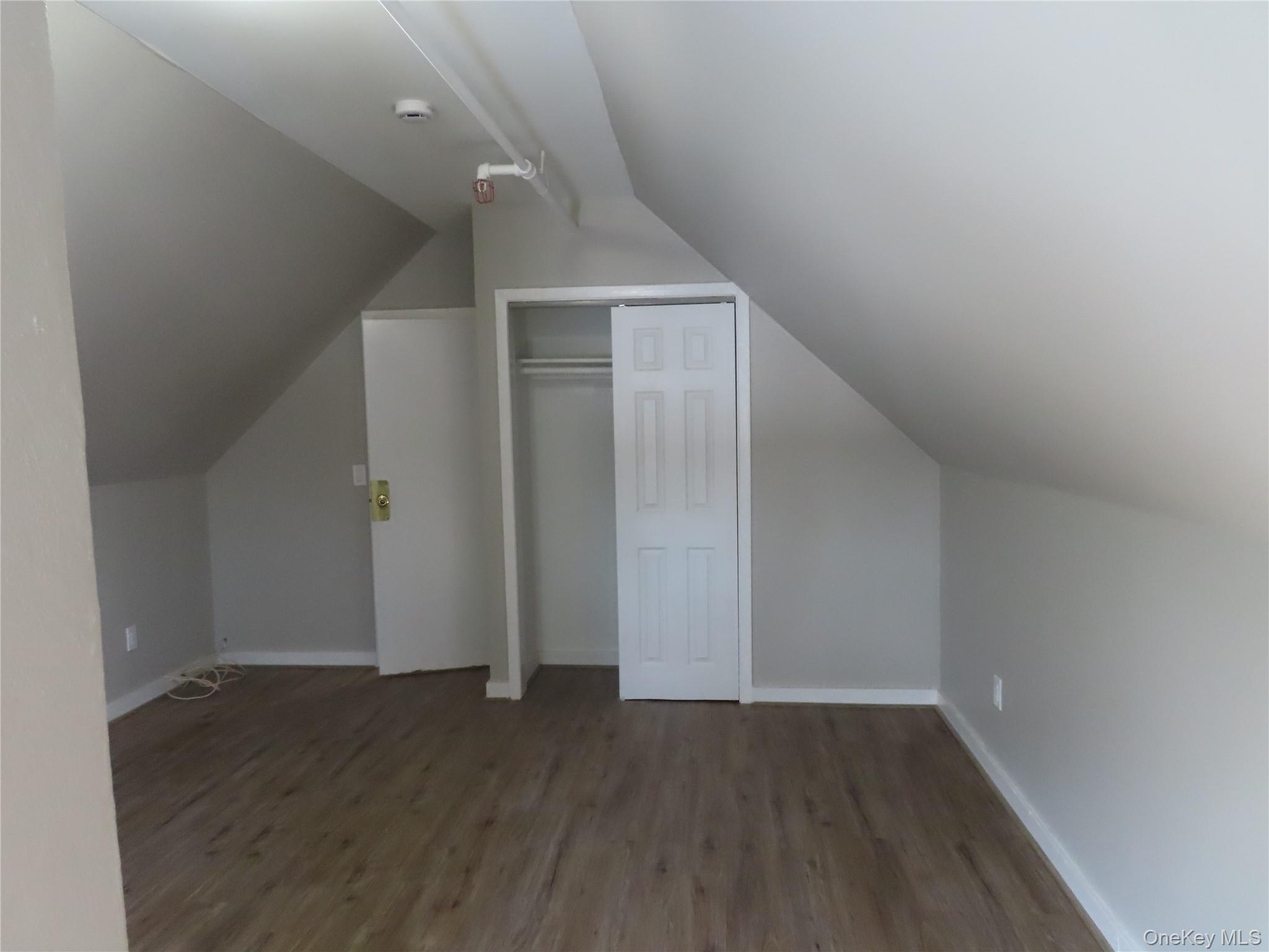 #12 photo, 54 2nd Avenue, 롱 아일랜드 Bay Shore , NY 11706