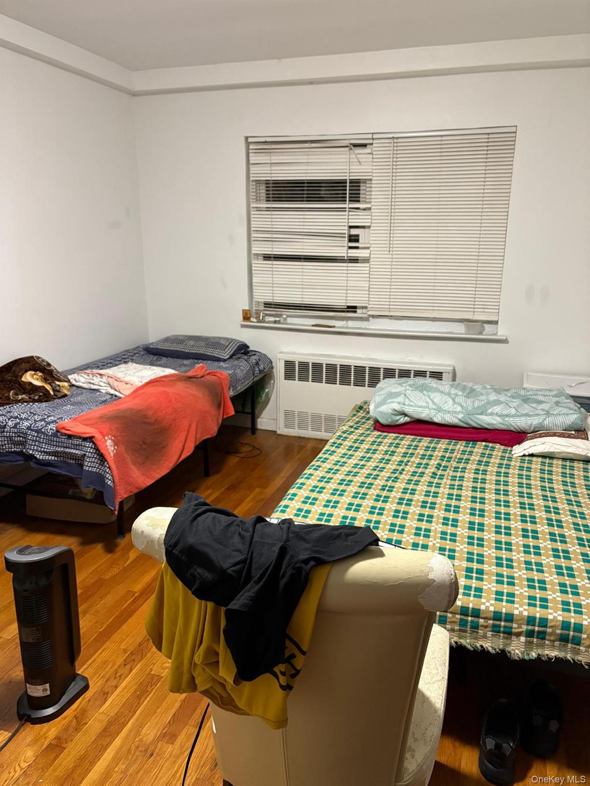 #8 photo, 25-37 72nd Street, Jackson Heights , NY 11370