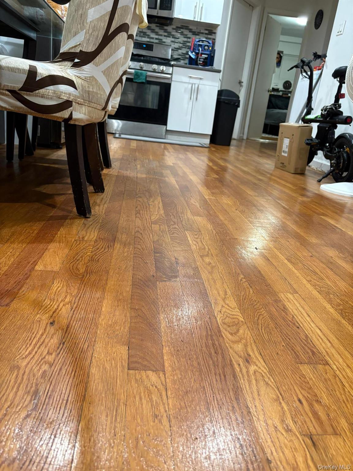 #9 photo, 25-37 72nd Street, Jackson Heights , NY 11370