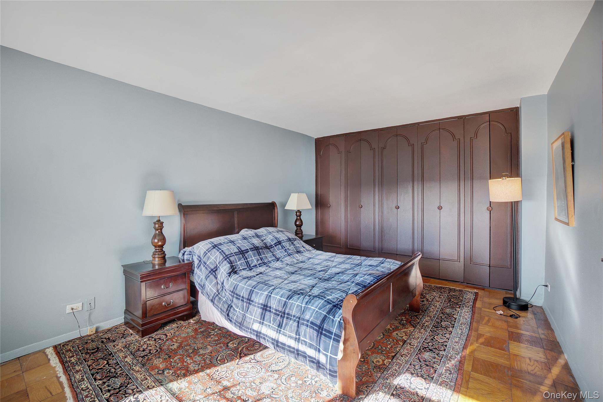 #14 photo, 110-11 Queens Boulevard, 뉴욕퀸즈 Forest Hills , NY 11375