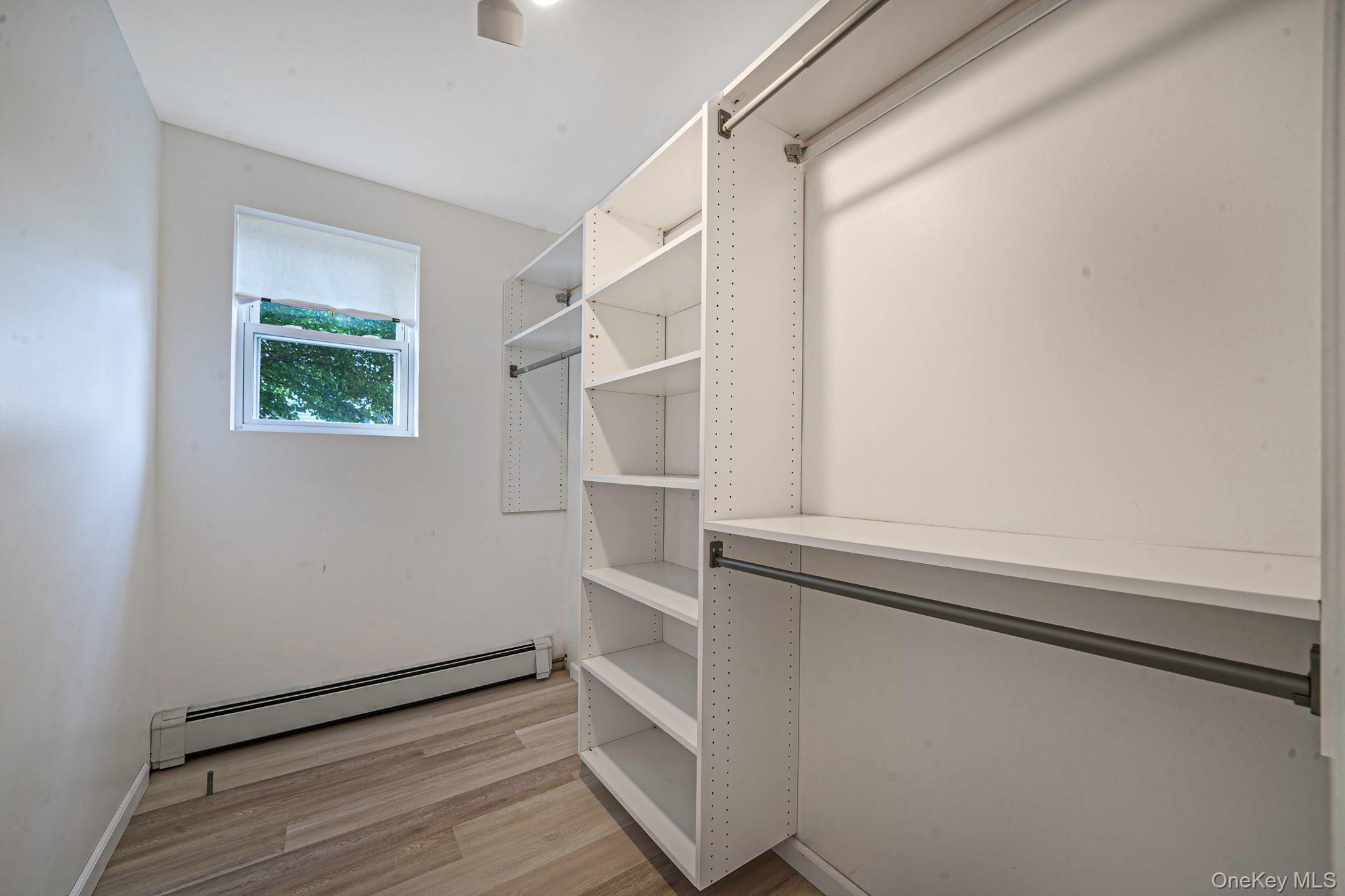 #10 photo, 100 E 7th Street, Deer Park , NY 11729