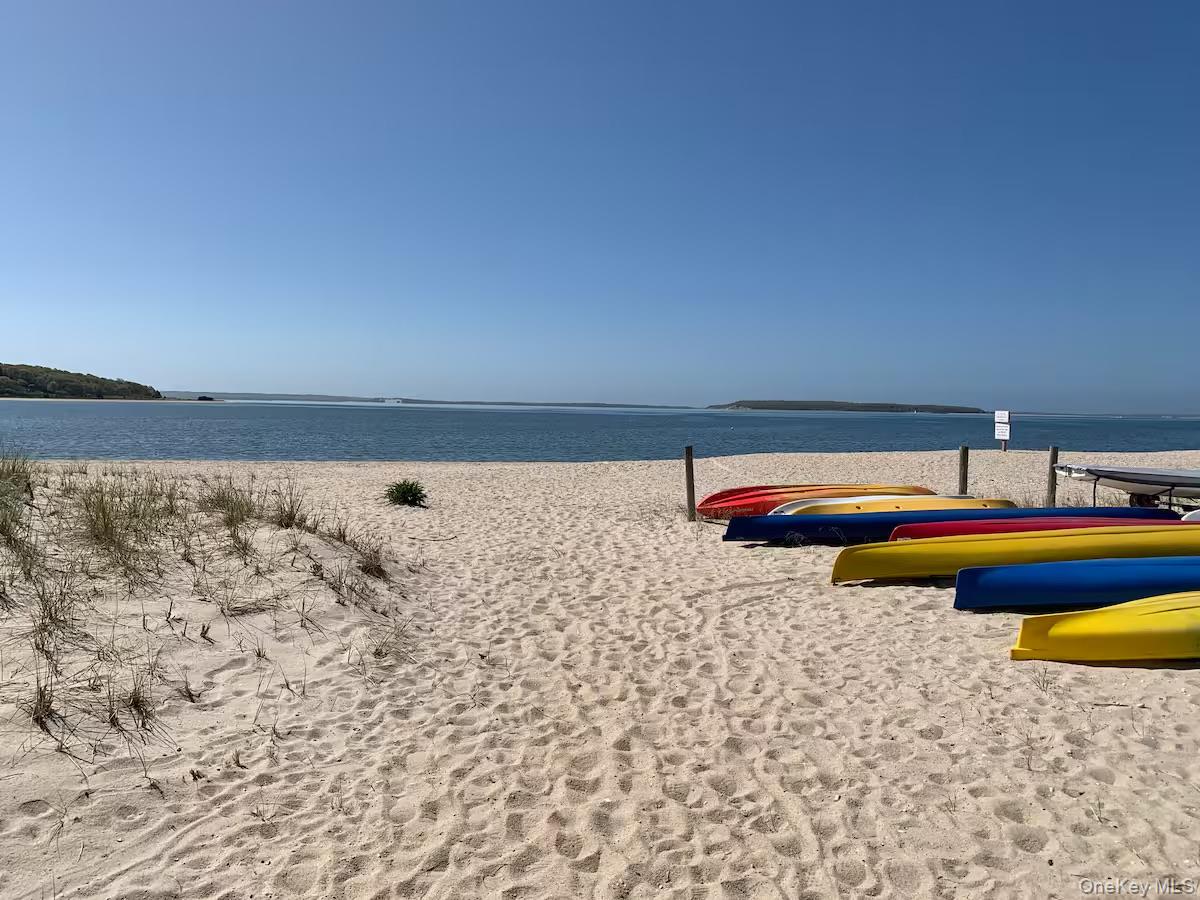 #17 photo, 1240 West Road, Cutchogue , NY 11935