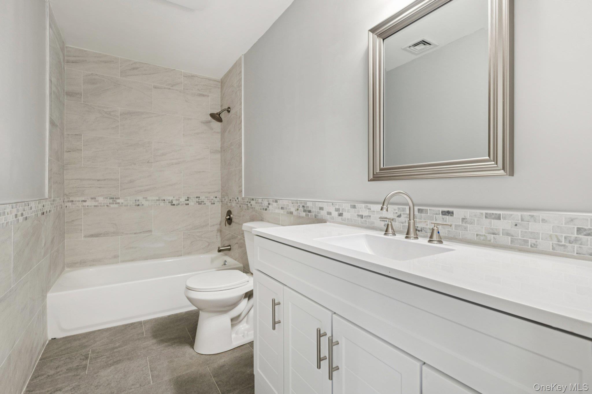 #20 photo, 43 Cherry Street, Central Islip , NY 11722