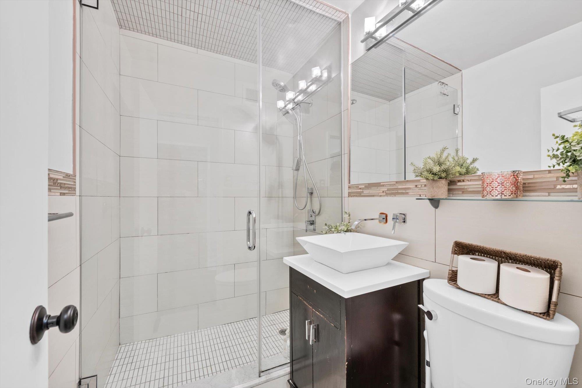 #13 photo, 102-30 66 Road, Forest Hills , NY 11375