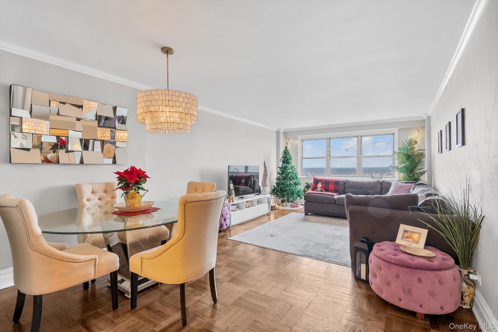 #8 photo, 102-30 66 Road, Forest Hills , NY 11375