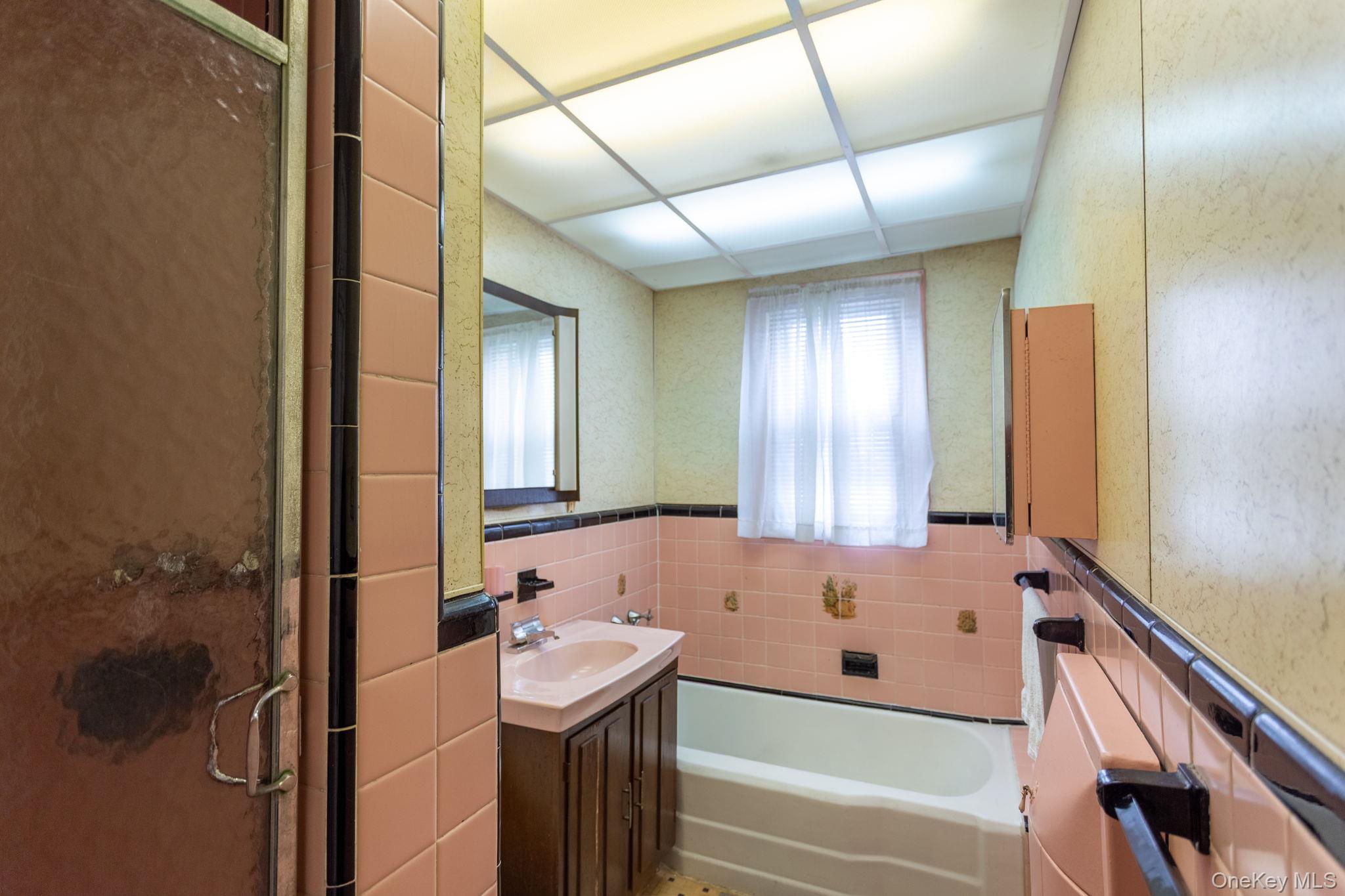 #10 photo, 80-56 164th Street, 皇后區 牙買加 Hillcrest (Queens) , NY 11432