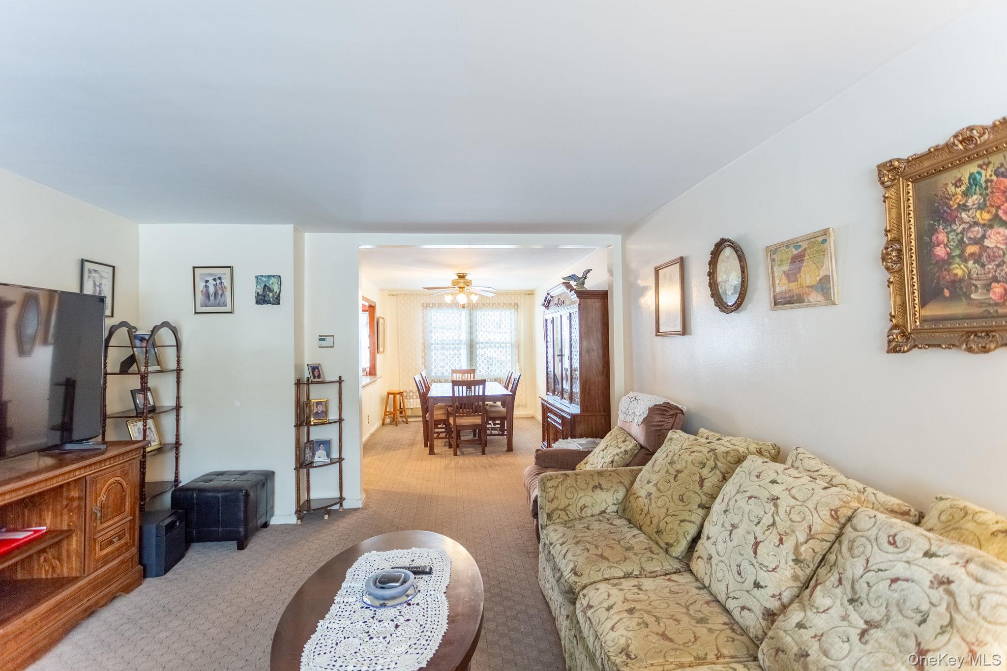 #4 photo, 80-56 164th Street, 皇后區 牙買加 Hillcrest (Queens) , NY 11432