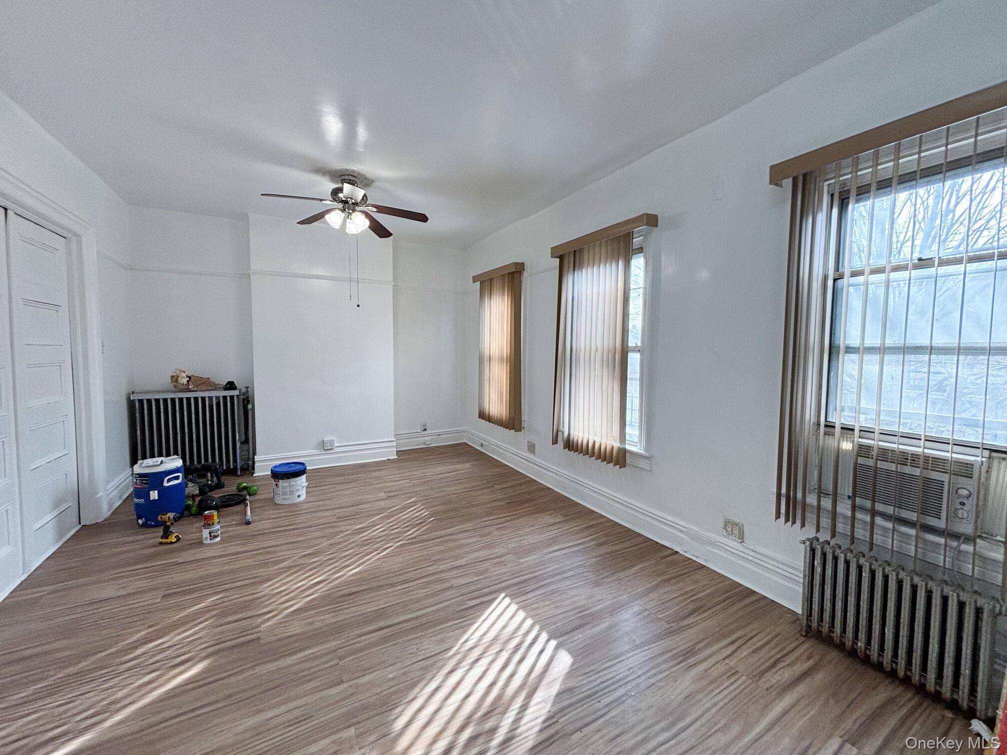 #2 photo, 1718 Melville Street, 브롱크스 Bronx , NY 10460