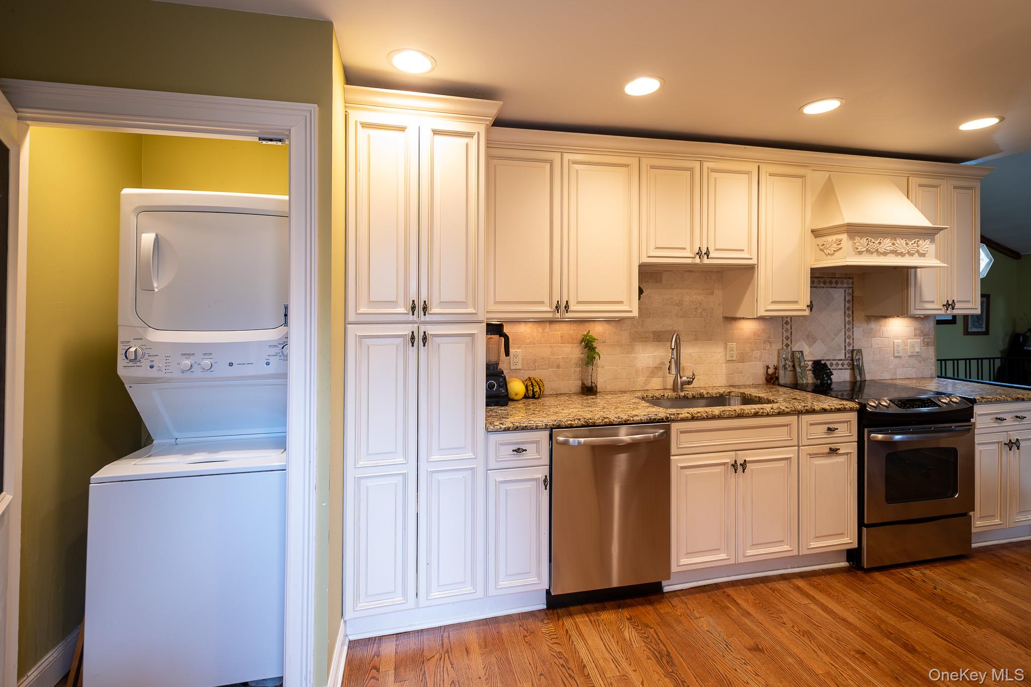 #14 photo, 83 Edgepark Road, White Plains , NY 10603