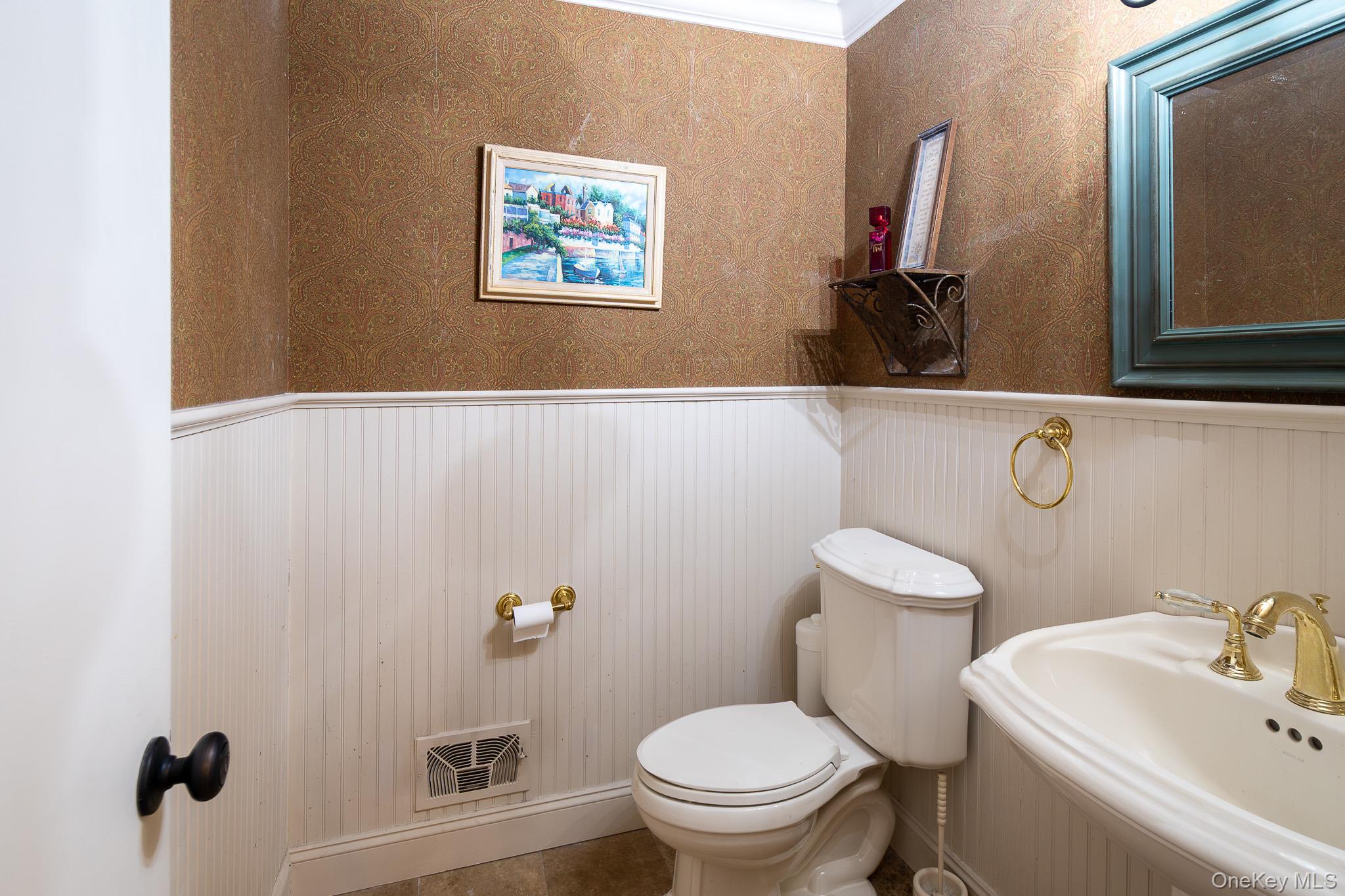 #15 photo, 83 Edgepark Road, White Plains , NY 10603