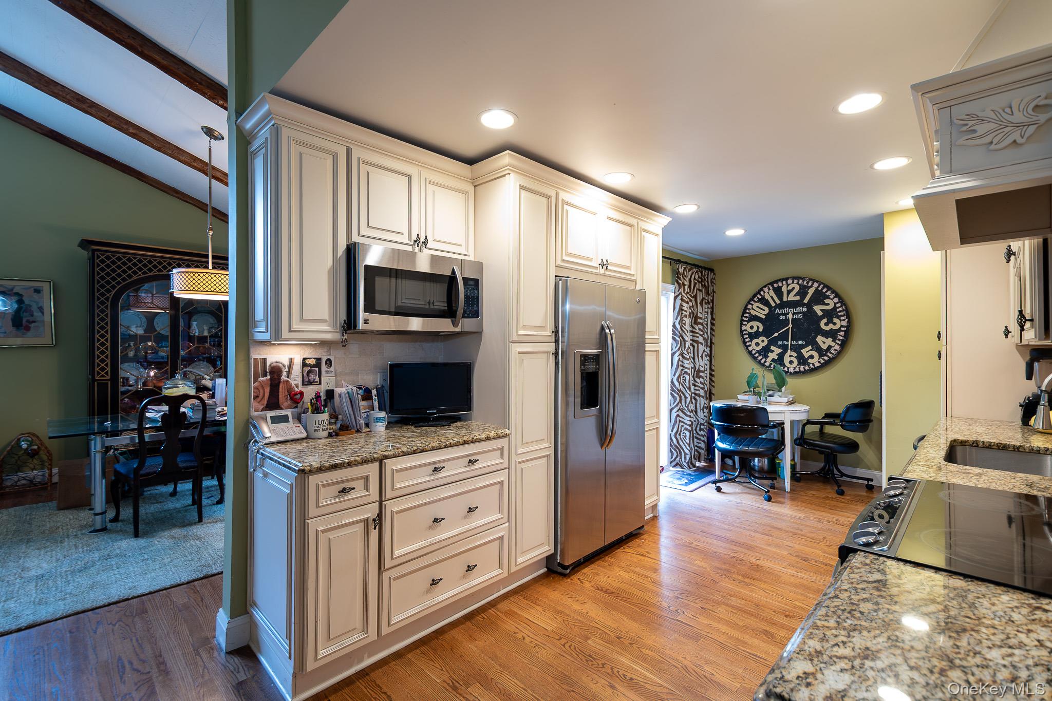 #7 photo, 83 Edgepark Road, White Plains , NY 10603