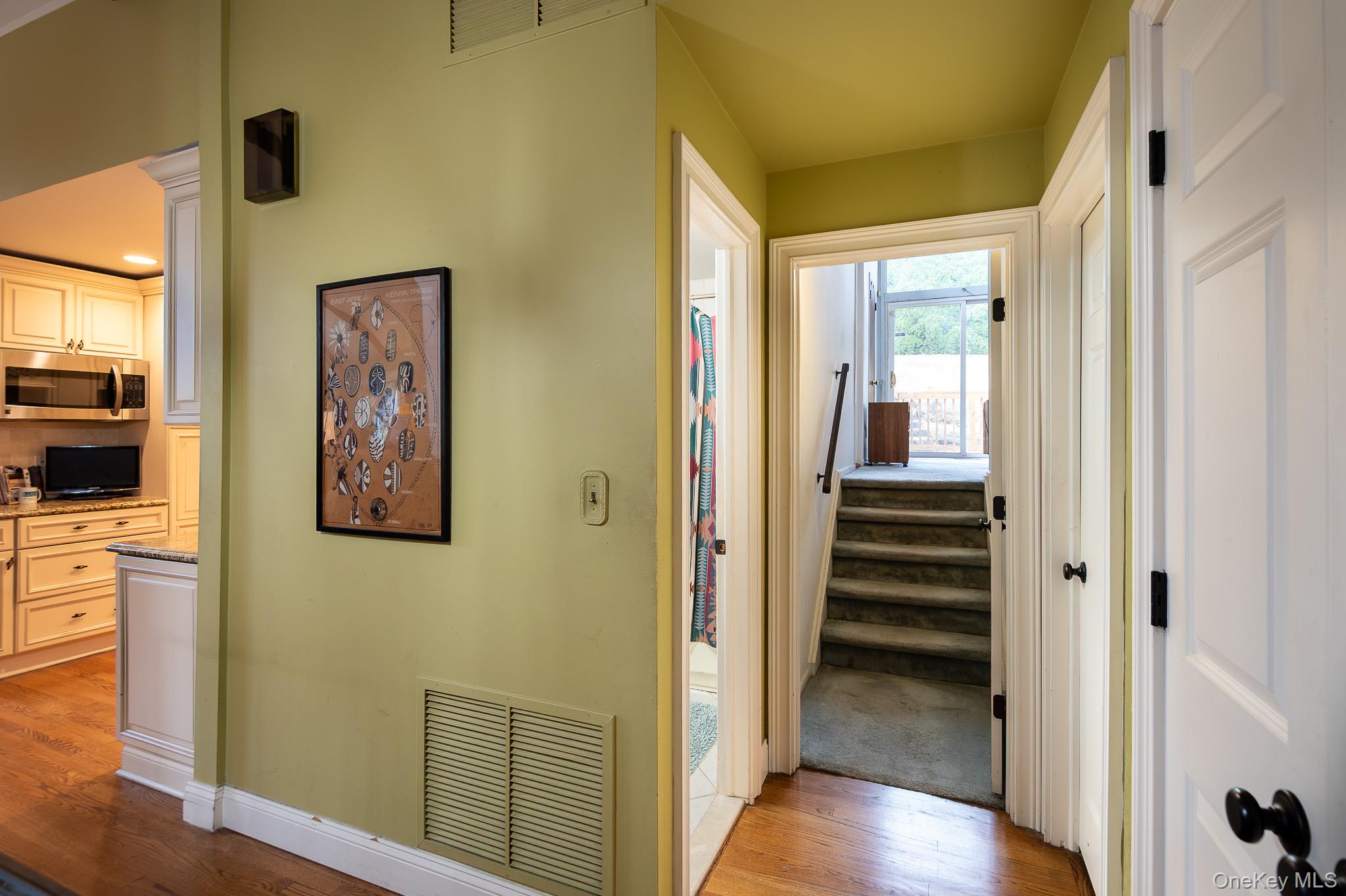 #9 photo, 83 Edgepark Road, White Plains , NY 10603