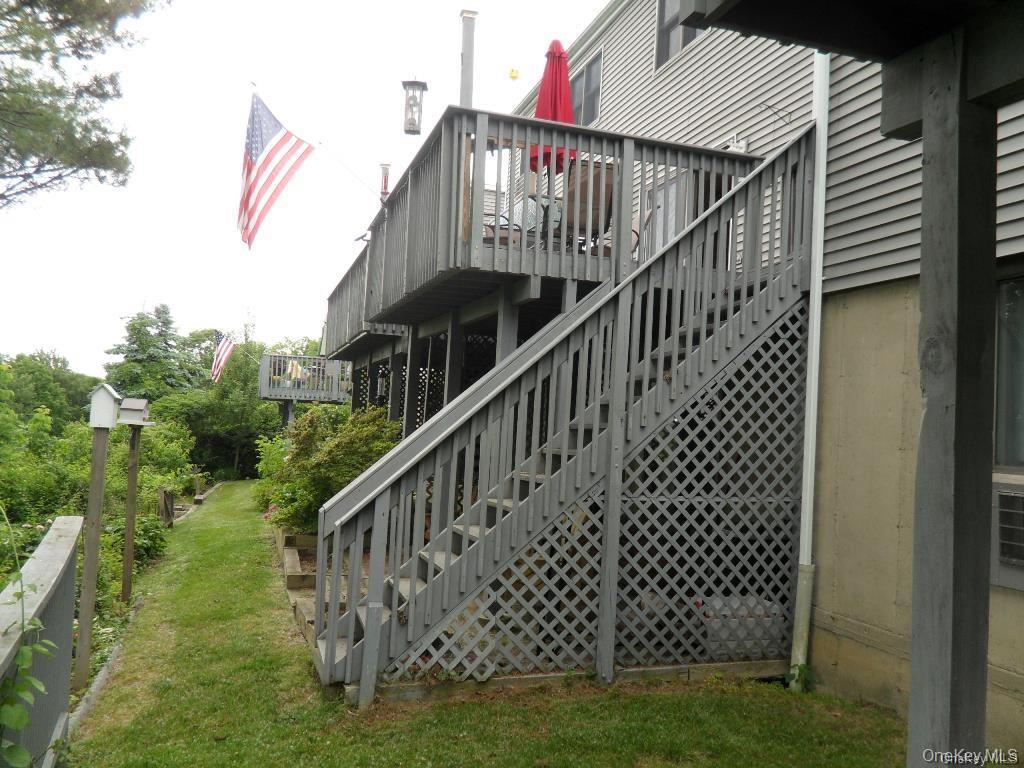 #19 photo, 18 Brewster Woods Drive, Brewster , NY 10509