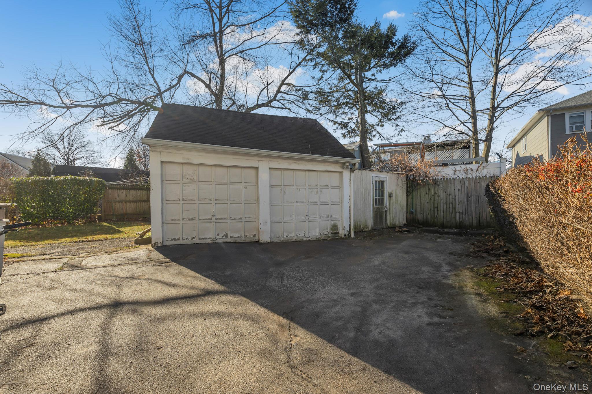 #5 photo, 168 Stephenson Boulevard, New Rochelle , NY 10801