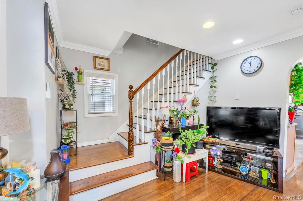 #17 photo, 93-43 215th Place, Queens Village , NY 11428