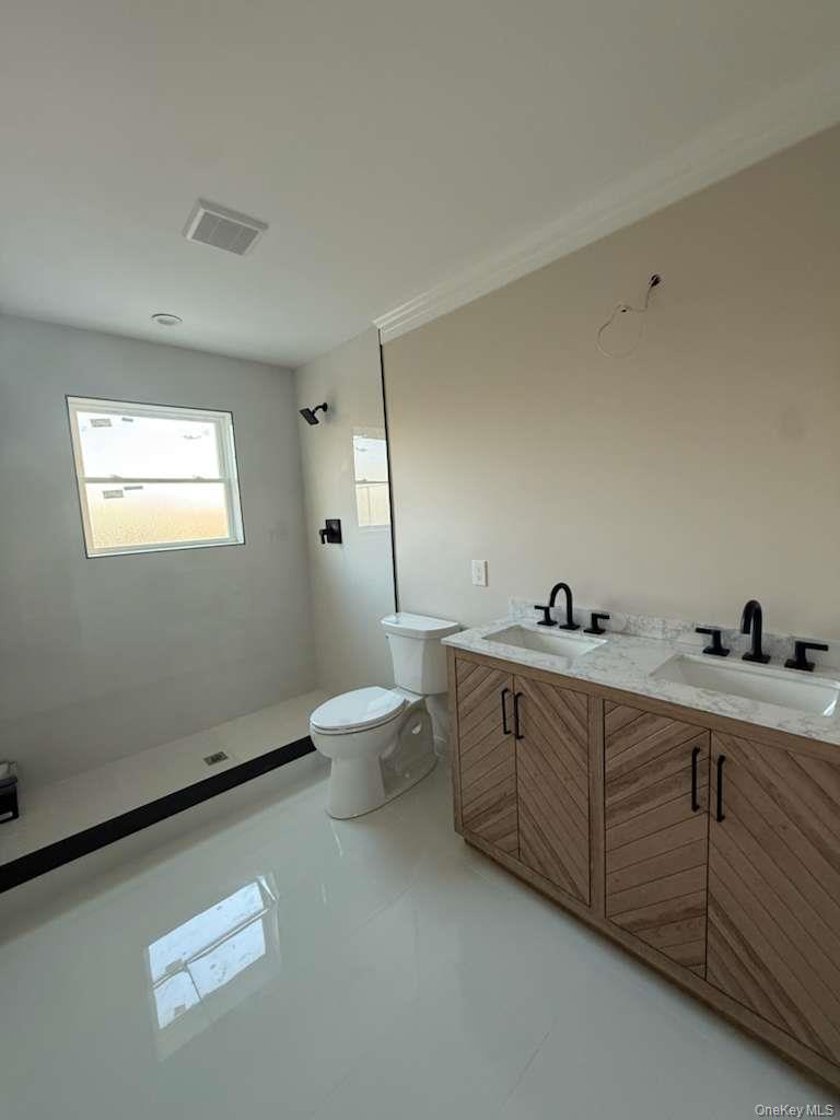 #14 photo, 44 Elder Avenue, Farmingville , NY 11738