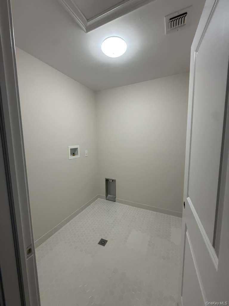 #19 photo, 44 Elder Avenue, Farmingville , NY 11738