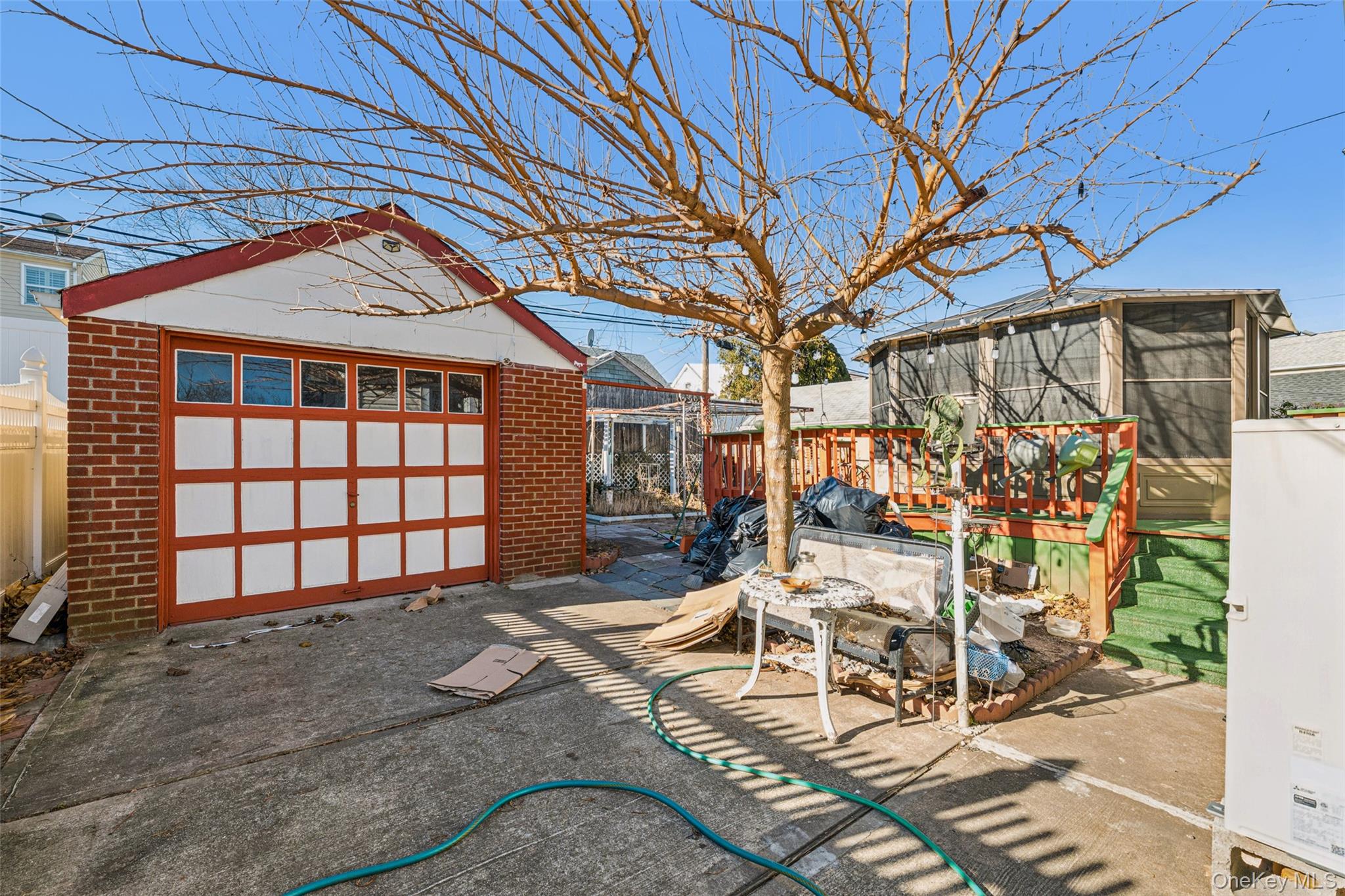 #14 photo, 8516 253rd Street, कुईंस Bellerose , NY 11426