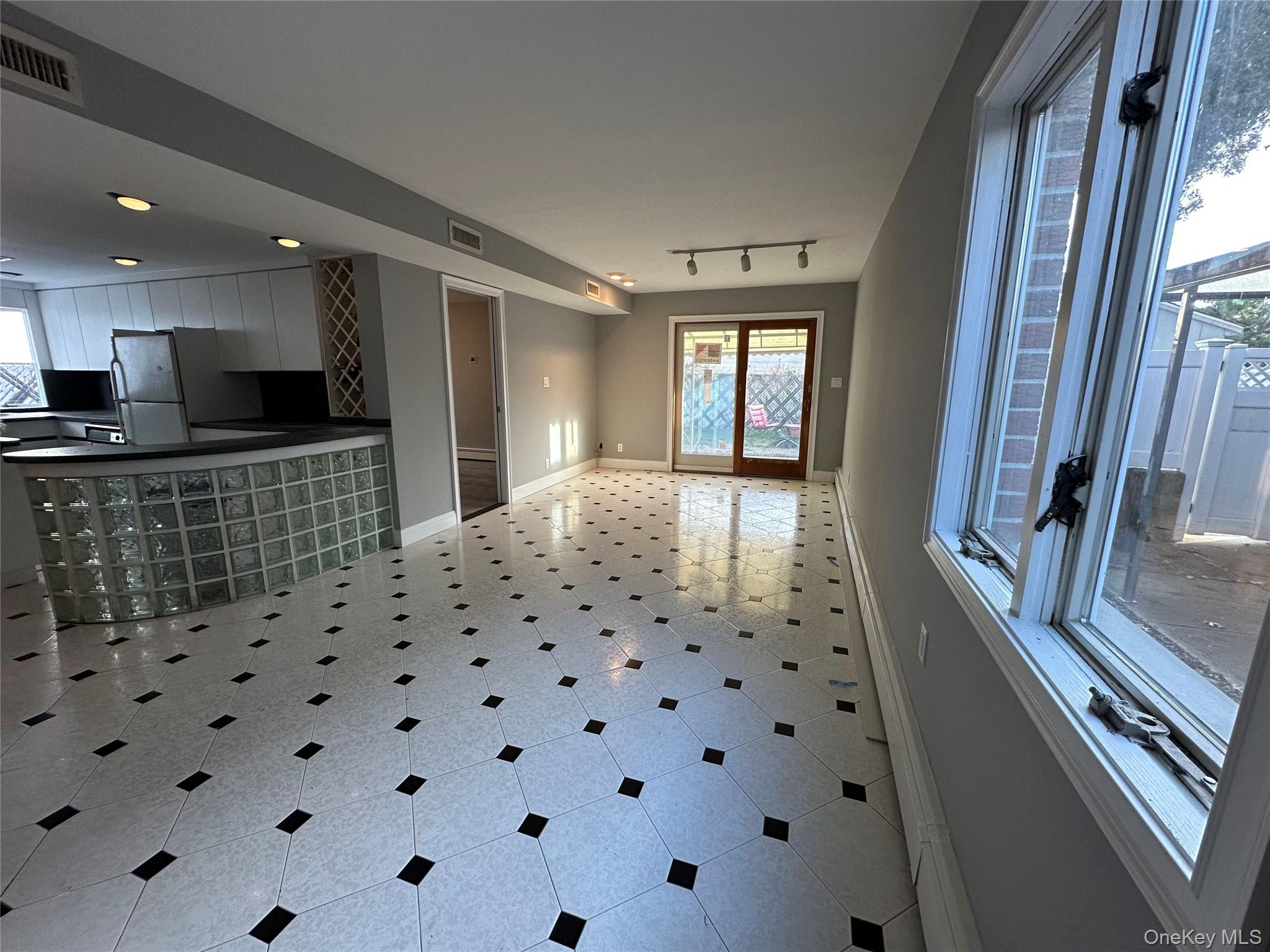 #1 photo, Howard Beach, Howard Beach , NY 11414