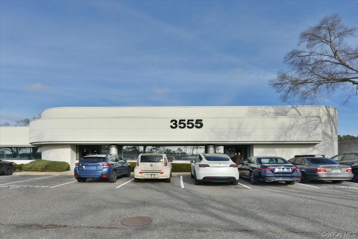 #1 photo, 3555 Veterans Memorial Highway, Саффолк ‖ Ronkonkoma , NY 11779