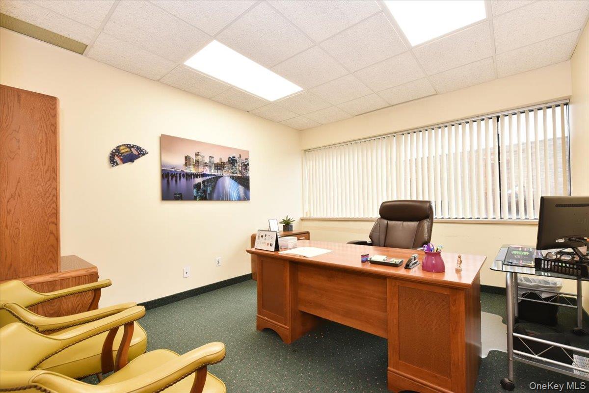 #12 photo, 3555 Veterans Memorial Highway, Саффолк ‖ Ronkonkoma , NY 11779