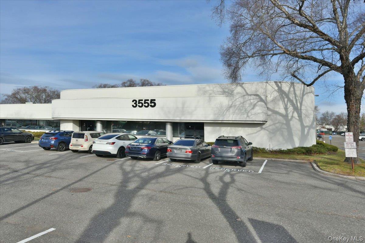 #2 photo, 3555 Veterans Memorial Highway, Саффолк ‖ Ronkonkoma , NY 11779