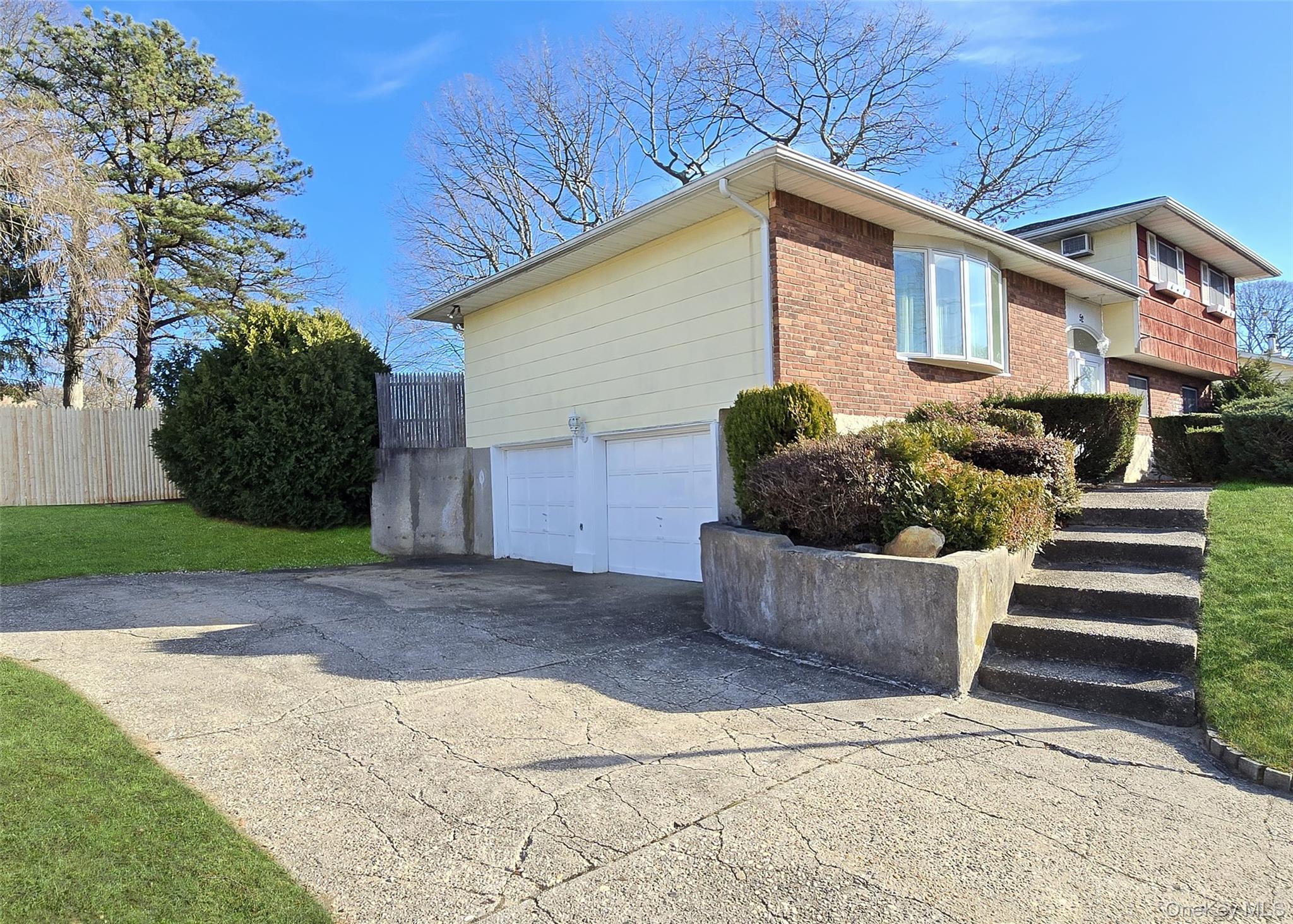 #2 photo, 52 Lolly Lane, Centereach , NY 11720