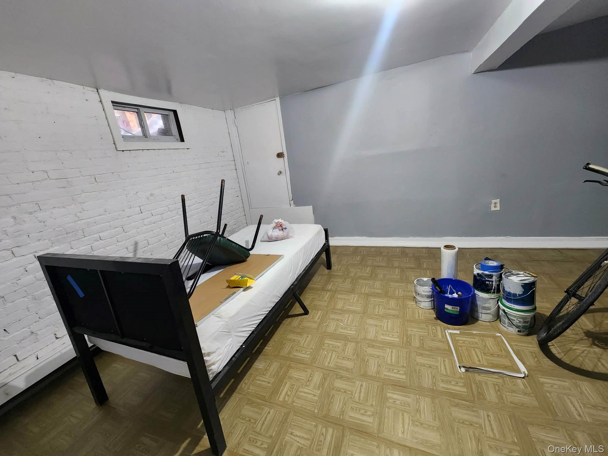 #15 photo, 32-48 101st Street, クイーンズ区 East Elmhurst , NY 11369