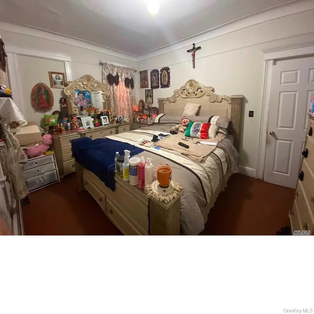 #9 photo, 32-48 101st Street, East Elmhurst , NY 11369