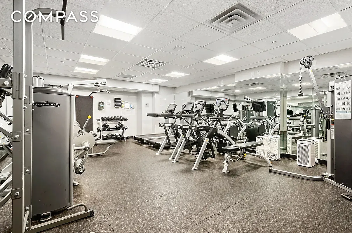 #8 photo, 166 W 18th Street, מנהטן Chelsea , NY 10011