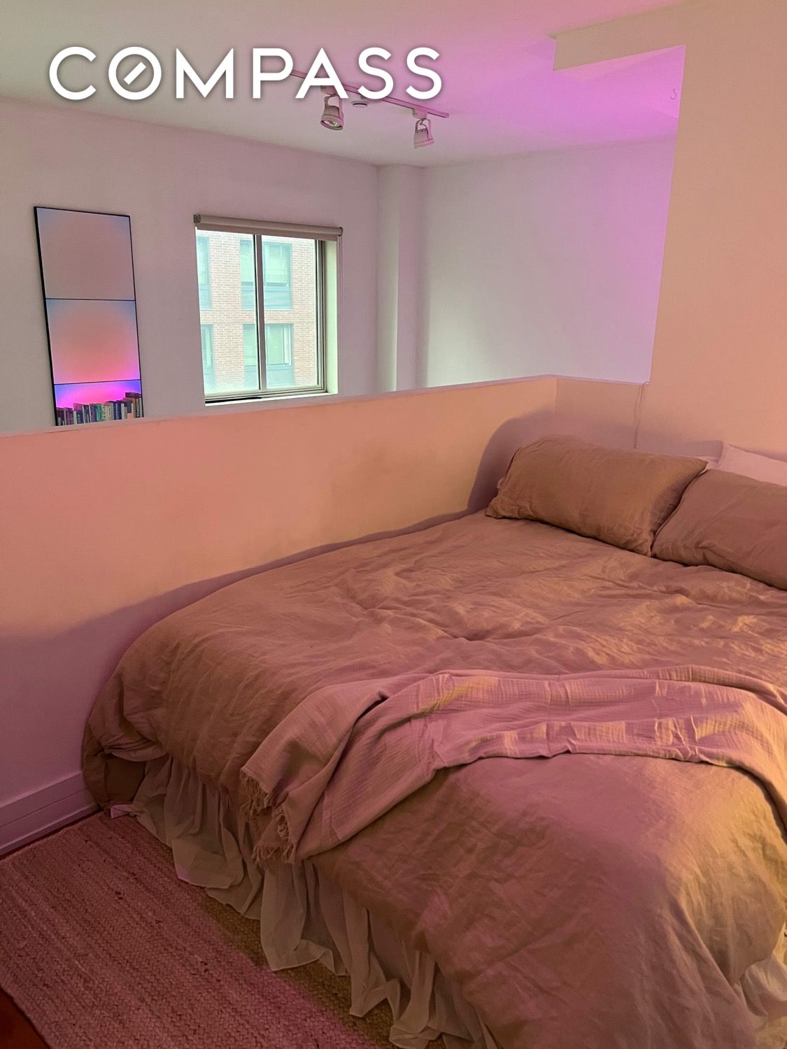 #4 photo, Brooklyn, Williamsburg , NY 11249