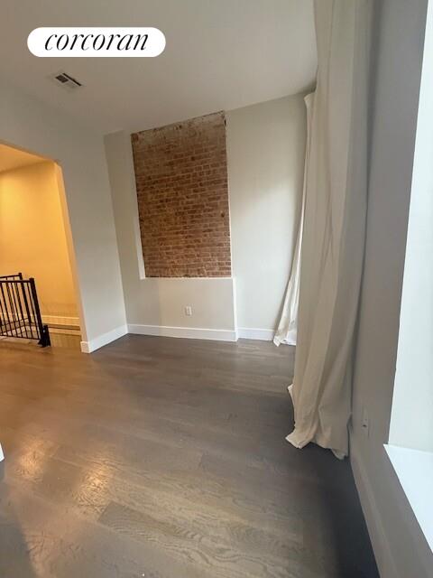 #3 photo, Brooklyn, הברונקס Stuyvesant Heights , NY 11221