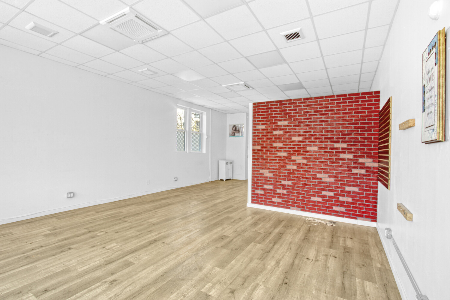 #7 photo, 65-01 FRESH POND Road, Ridgewood , NY 11385