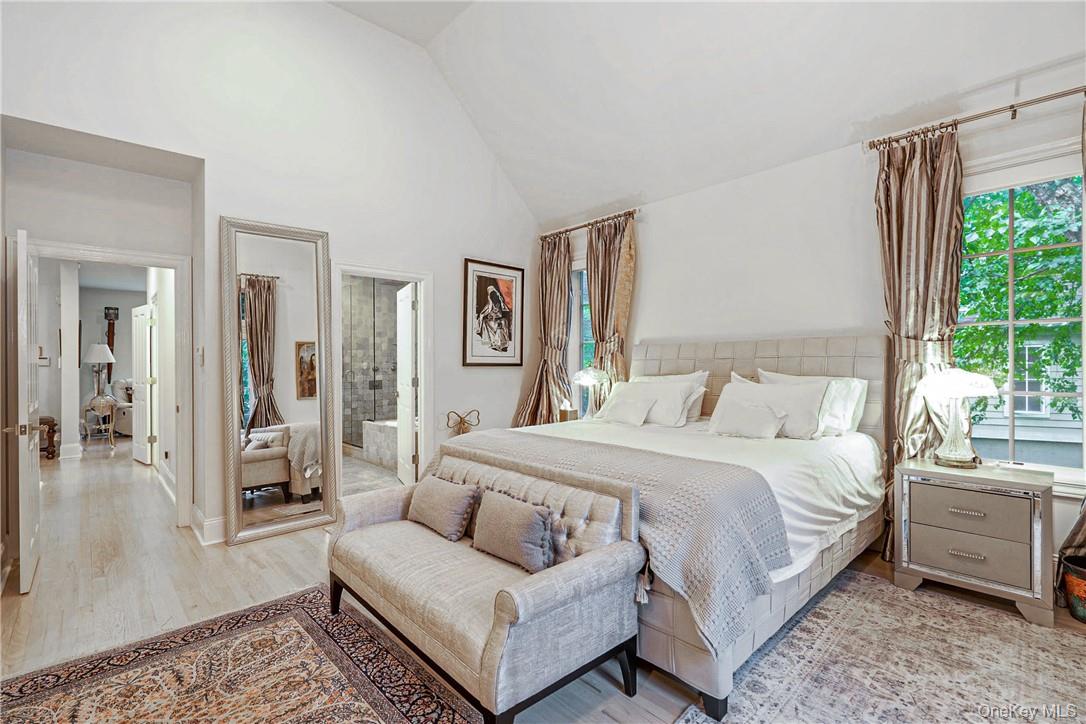 #17 photo, 7 Stony Gate Oval, New Rochelle , NY 10804