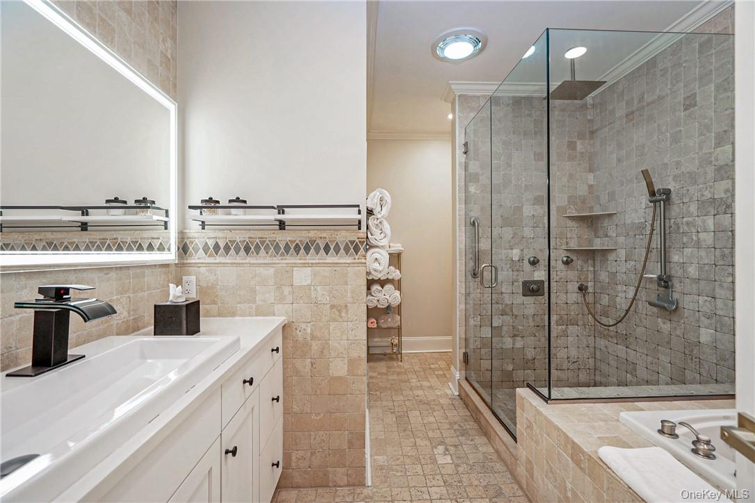 #20 photo, 7 Stony Gate Oval, New Rochelle , NY 10804