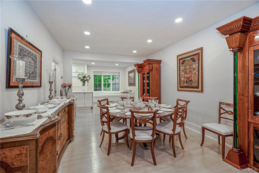 #4 photo, 7 Stony Gate Oval, New Rochelle , NY 10804