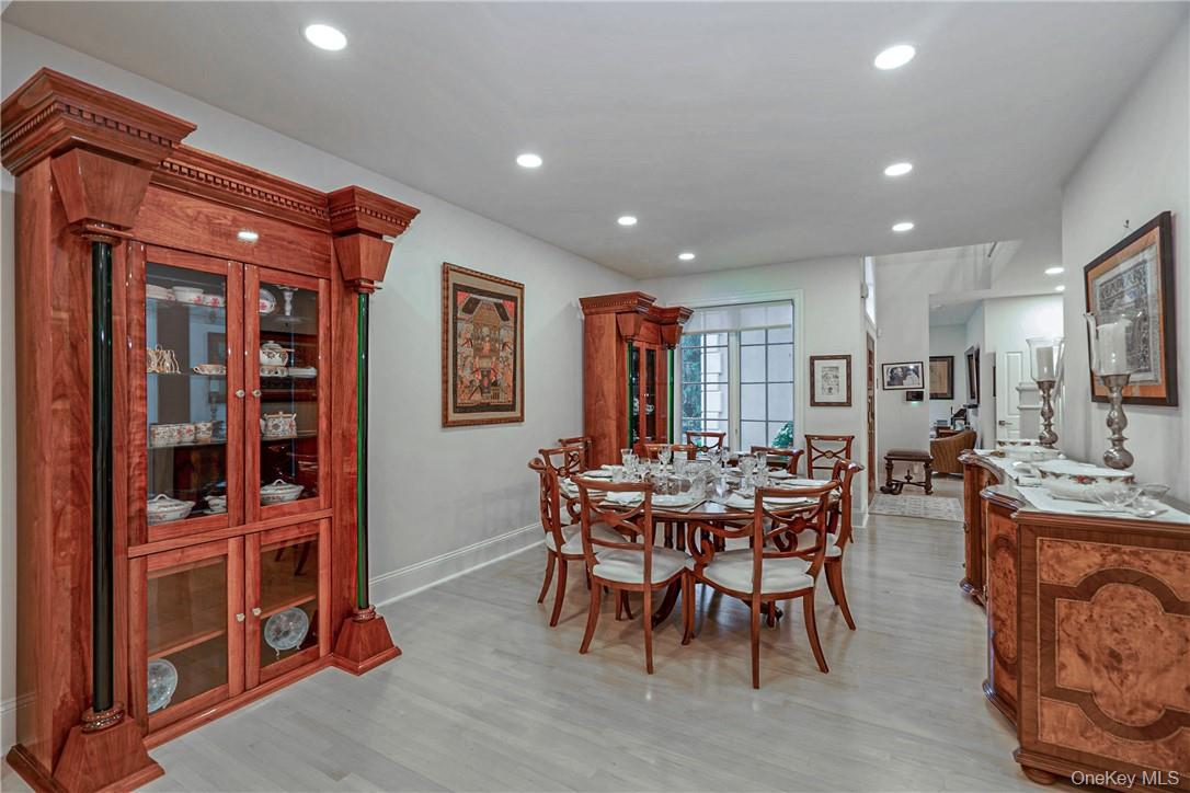 #5 photo, 7 Stony Gate Oval, New Rochelle , NY 10804