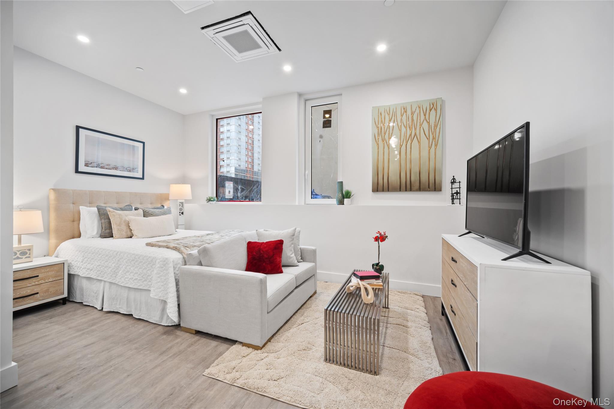 #3 photo, 40 Westchester Place, New Rochelle , NY 10801