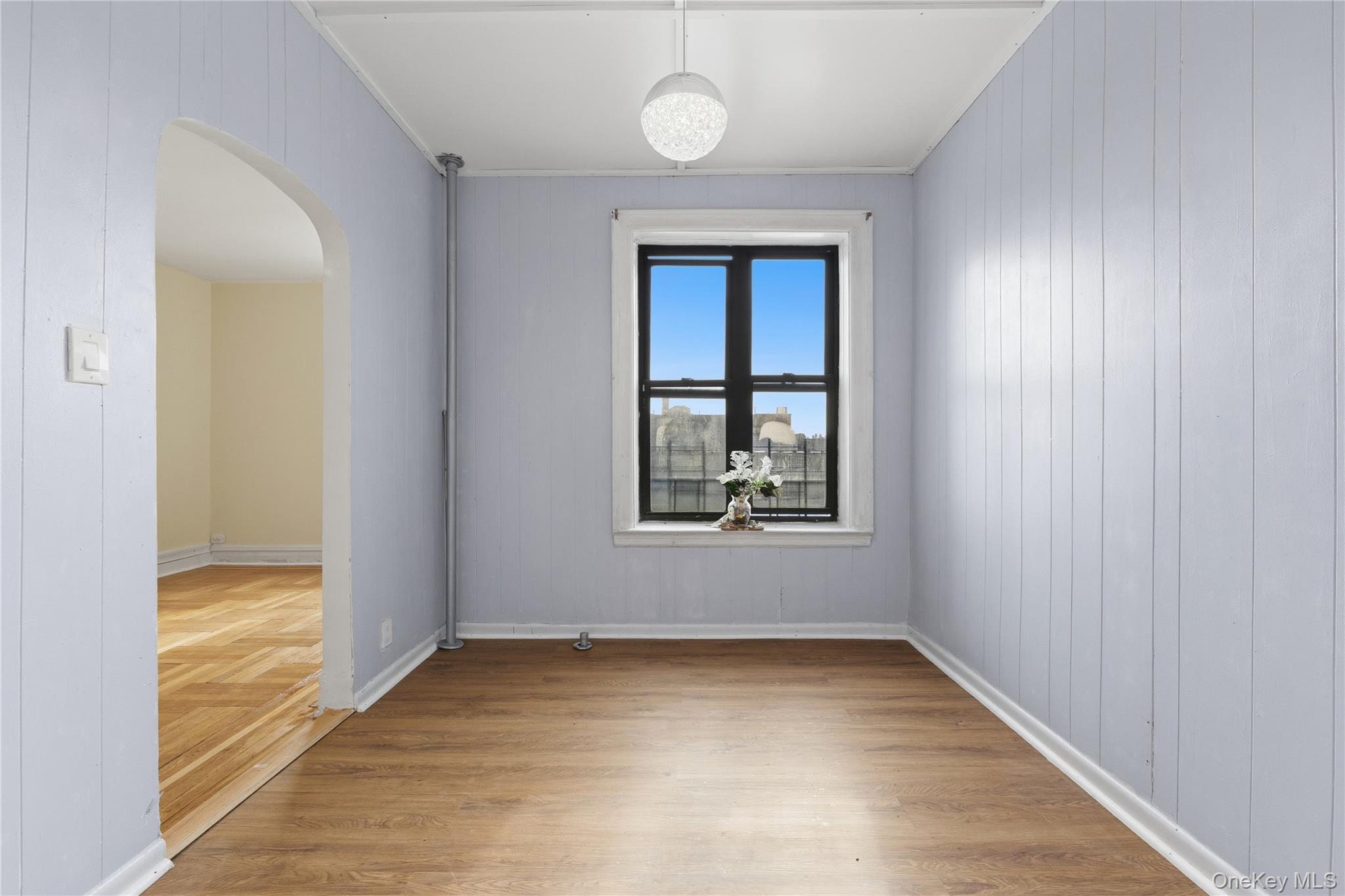 #7 photo, 2922 Barnes Avenue, Бронкс ‖ Bronx , NY 10467