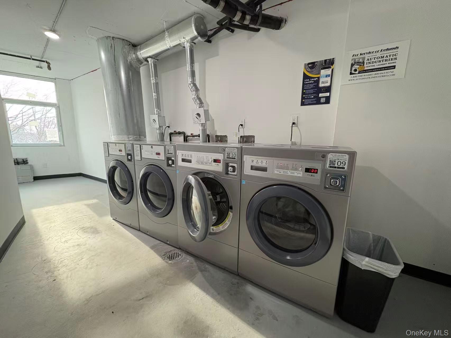 #12 photo, 6518 Austin Street, कुईंस Rego Park , NY 11374